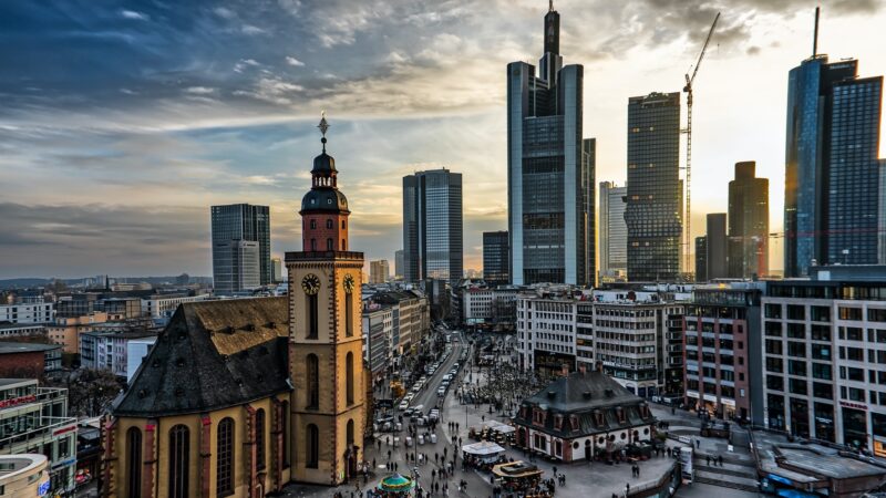 Foto von oben auf die Hauptwache in Frankfurt