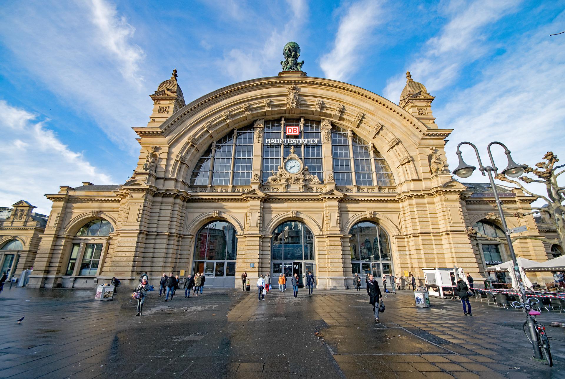 Foto vom Bahnhofsvorplatz